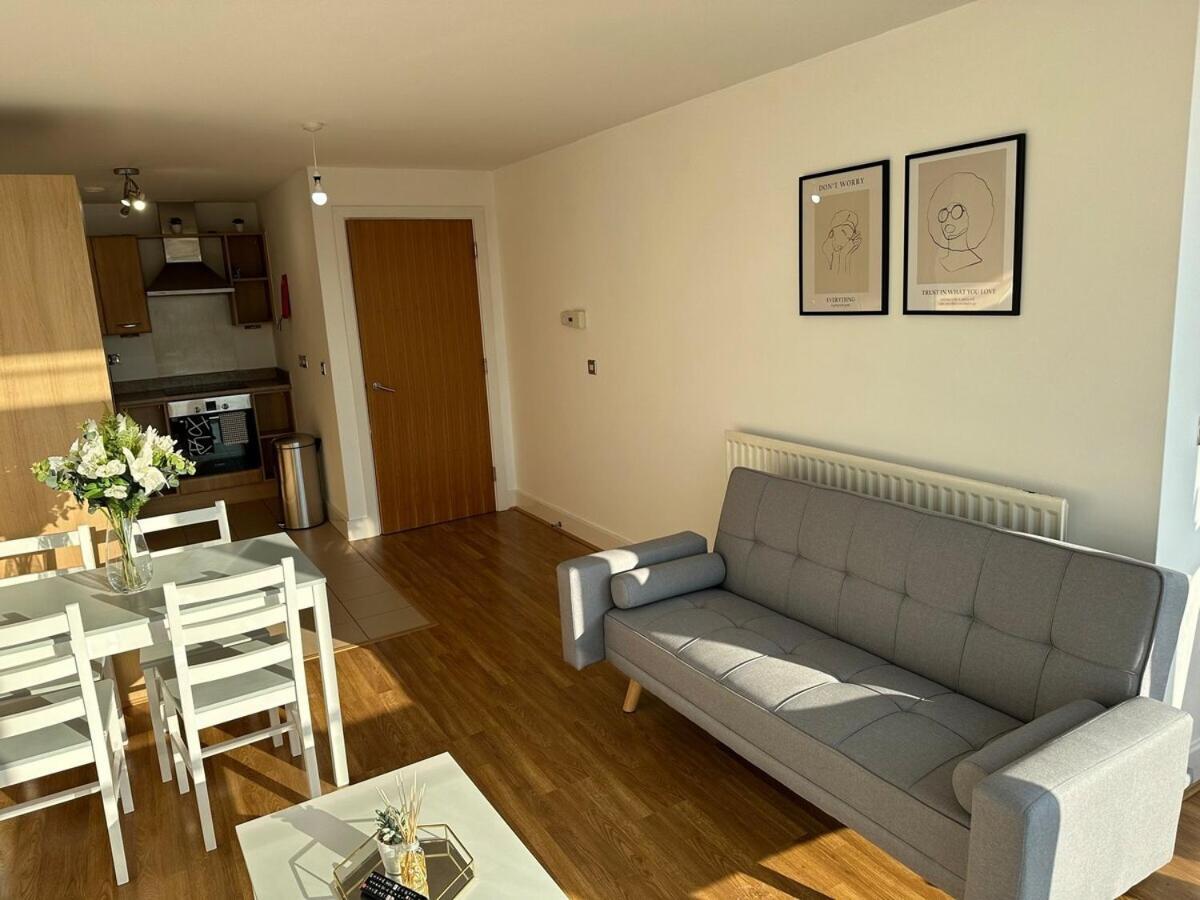 Luxury 1 Bedroom Apartment - City Centre - Balcony - Near O2 Academy Birmingham Exterior photo
