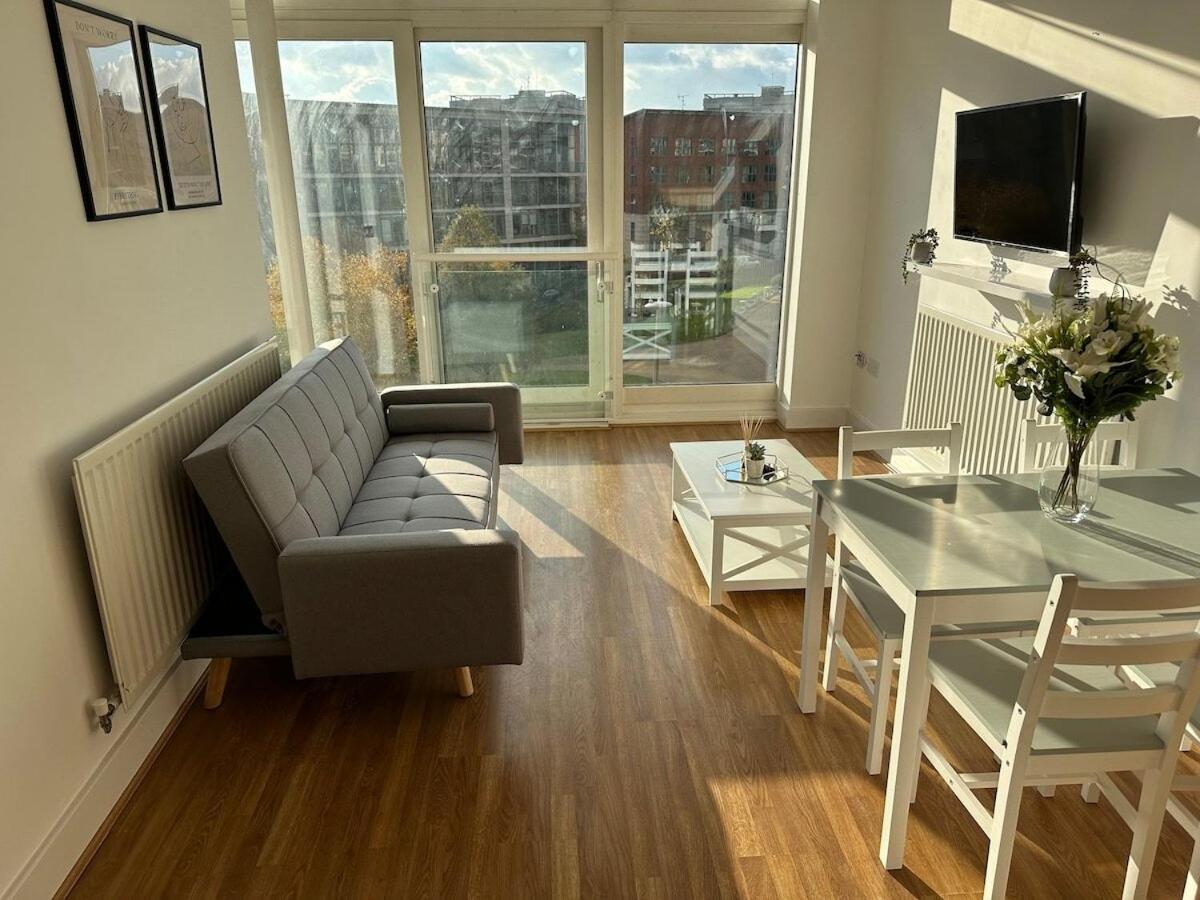 Luxury 1 Bedroom Apartment - City Centre - Balcony - Near O2 Academy Birmingham Exterior photo